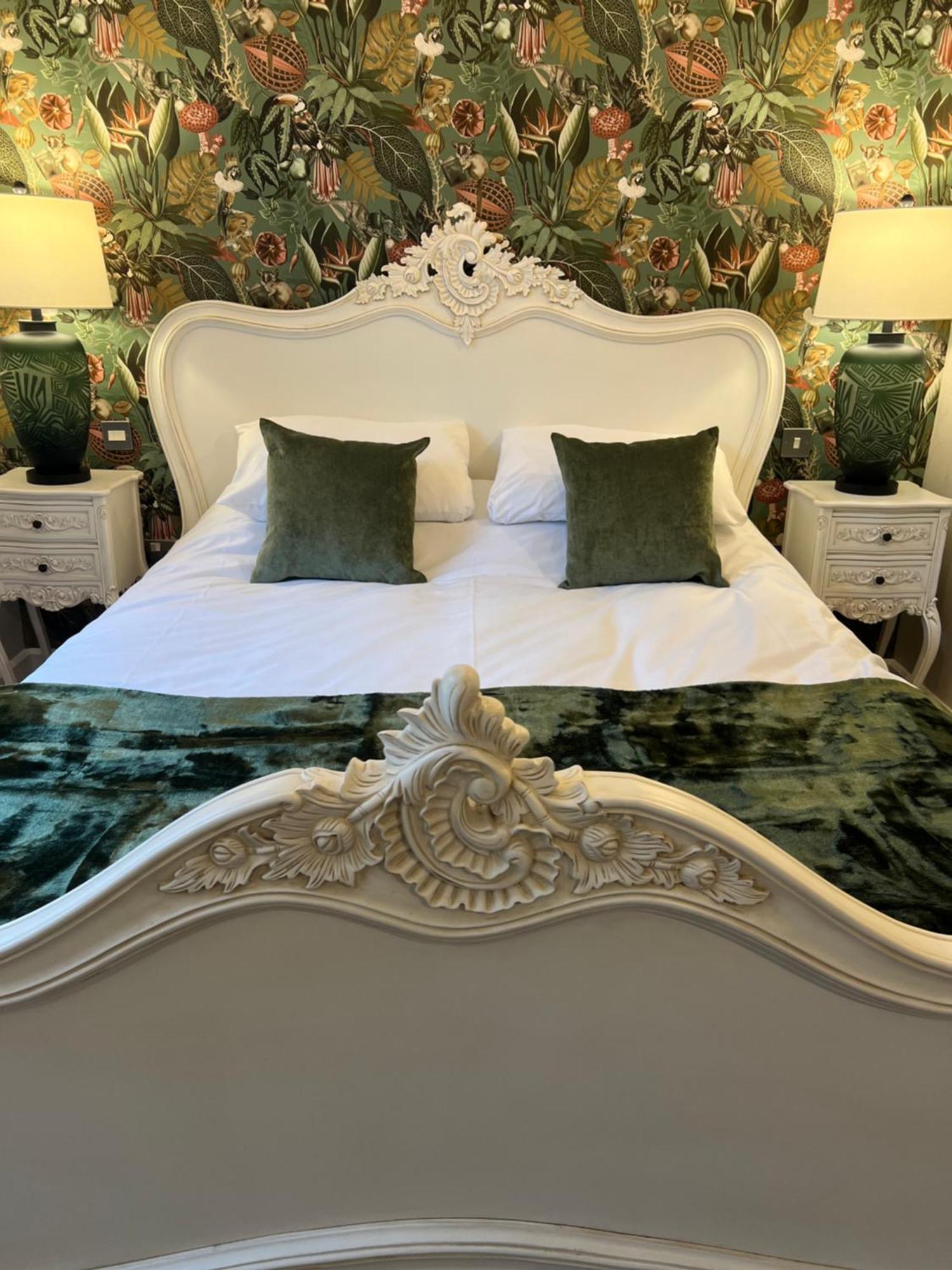 Roomours Hotel With Private Car Park ลันดิดโน ภายนอก รูปภาพ